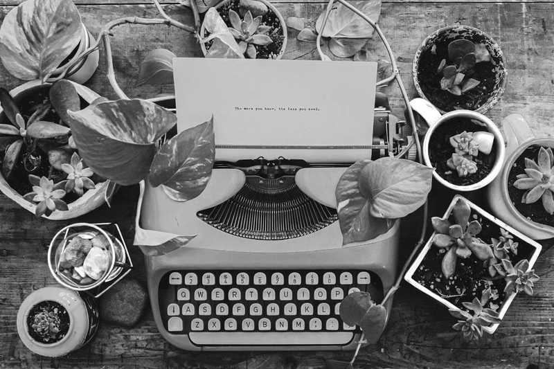Ebook e-multicontent - copywriting, tłumaczenia, seo, strony internetowe, e-commerce, marketplace