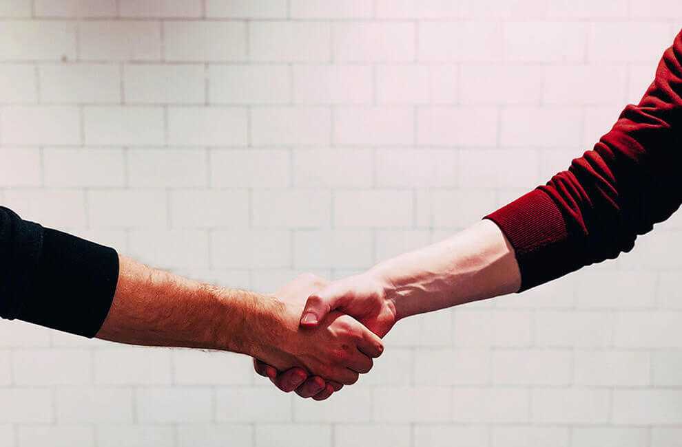 Jak pisać teksty na stronę, aby dotrzeć do klientów za granicą?